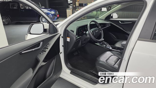 Kia Niro 2022 — photo 10