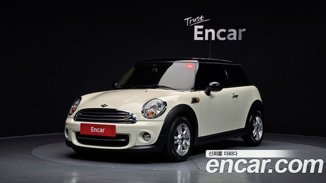 Mini Cooper 2013 — photo 1