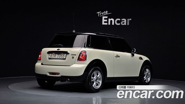 Mini Cooper 2013 — photo 2