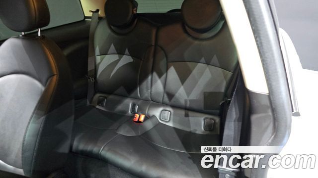 Mini Cooper 2013 — photo 11