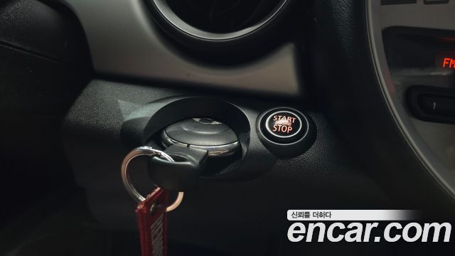 Mini Cooper 2013 — photo 18