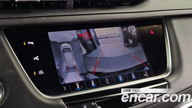 Cadillac XT5 2020 — photo 21