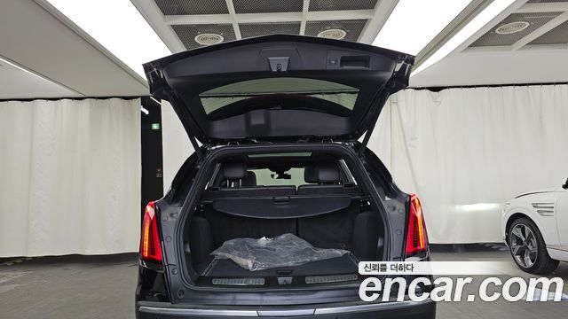 Cadillac XT5 2020 — photo 26