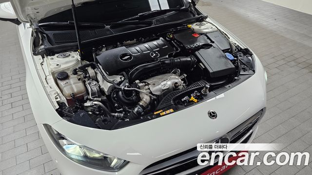 Mercedes-Benz A-Class 2021 — photo 6
