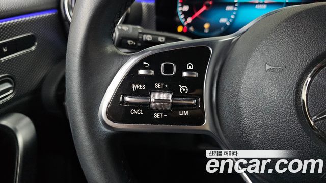 Mercedes-Benz A-Class 2021 — photo 21