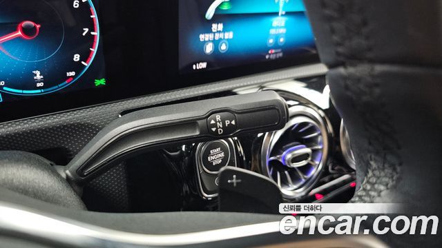 Mercedes-Benz A-Class 2021 — photo 23