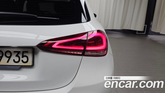 Mercedes-Benz A-Class 2021 — photo 9