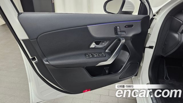 Mercedes-Benz A-Class 2021 — photo 14
