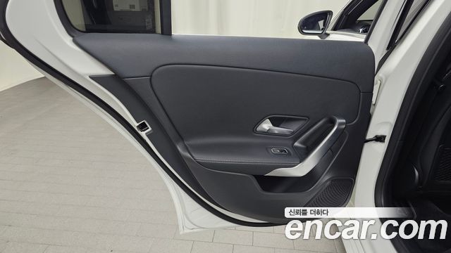 Mercedes-Benz A-Class 2021 — photo 15