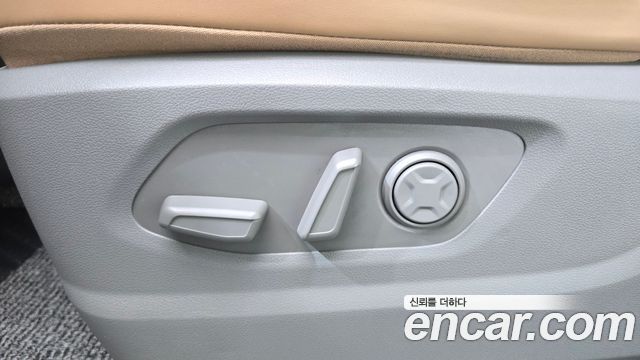 Hyundai Staria 2023 — photo 21
