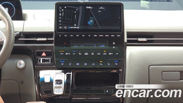 Hyundai Staria 2023 — photo 25
