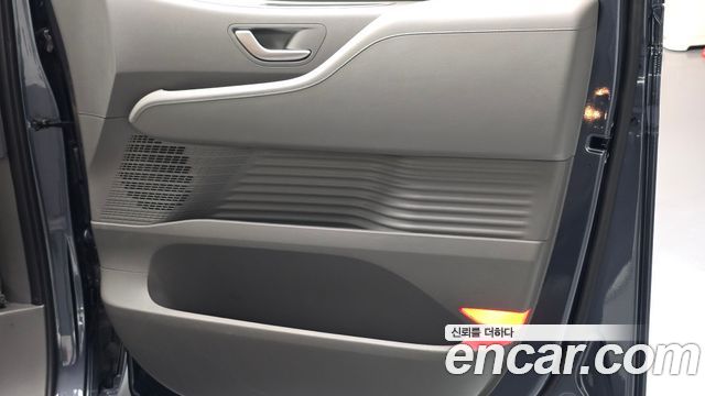 Hyundai Staria 2023 — photo 15