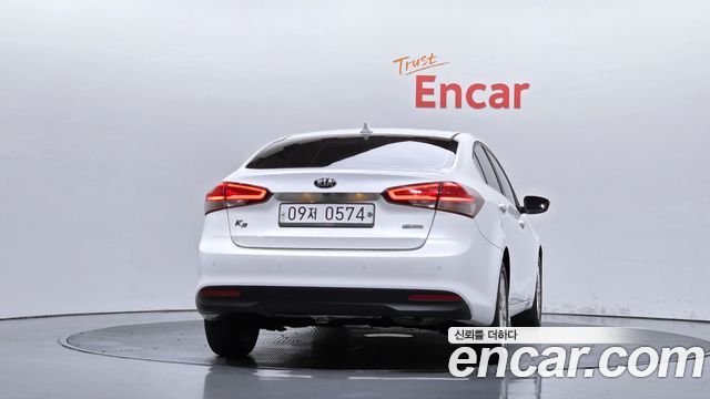 Kia K3 2016 — photo 4