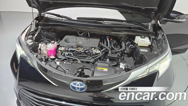 Toyota Sienna 2022 — photo 6