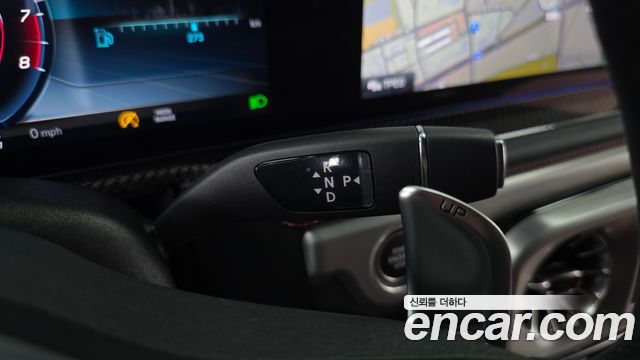 Mercedes-Benz G-Class 2022 — photo 12