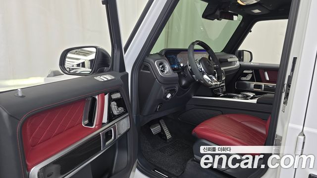 Mercedes-Benz G-Class 2022 — photo 13
