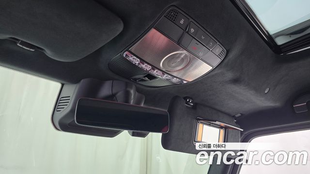 Mercedes-Benz G-Class 2022 — photo 25