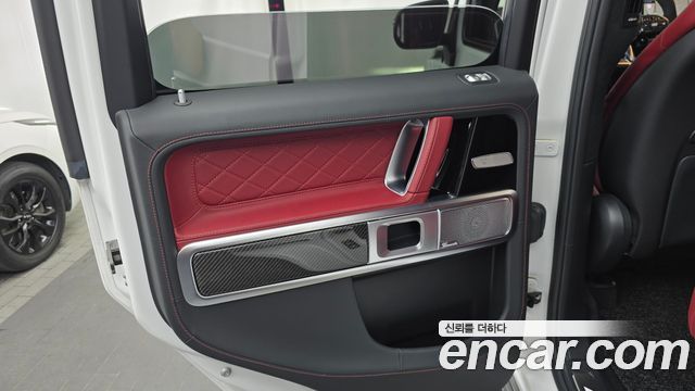 Mercedes-Benz G-Class 2022 — photo 15