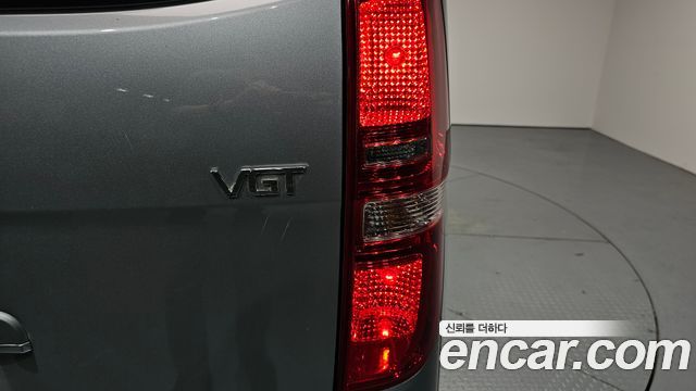 Hyundai Starex 2017 — photo 9