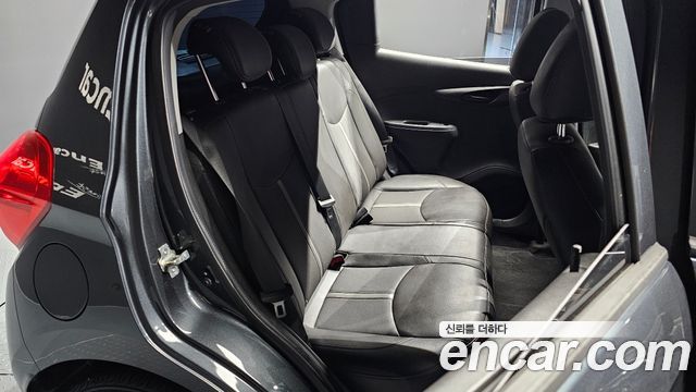 Chevrolet Korea Spark 2021 — photo 11