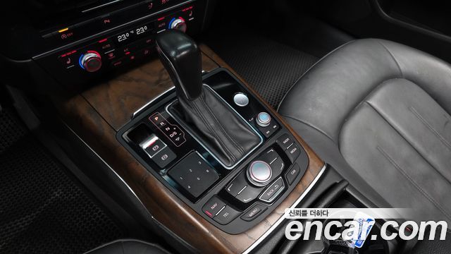 Audi A7 2014 — photo 9