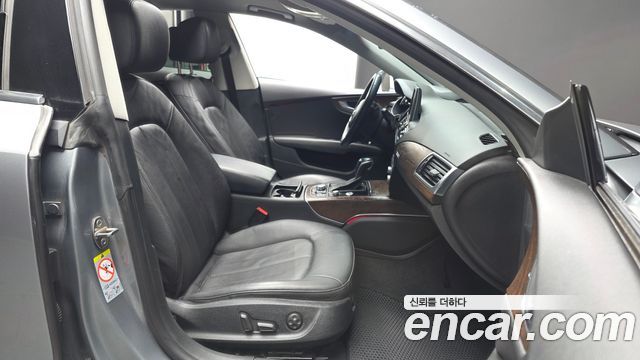 Audi A7 2014 — photo 11
