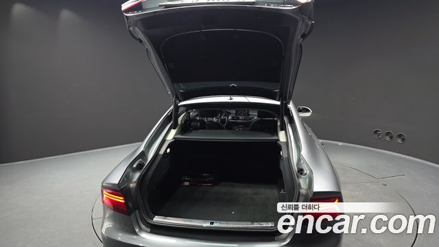 Audi A7 2014 — photo 20