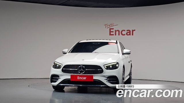 Mercedes-Benz E-Class 2021 — photo 3