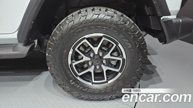 Jeep Wrangler 2025 — photo 7