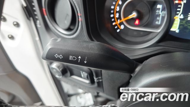 Jeep Wrangler 2025 — photo 27