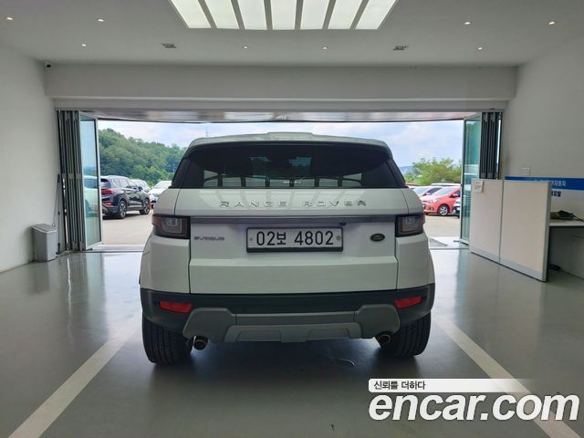 Land Rover Range Rover Evoque 2018 — photo 4