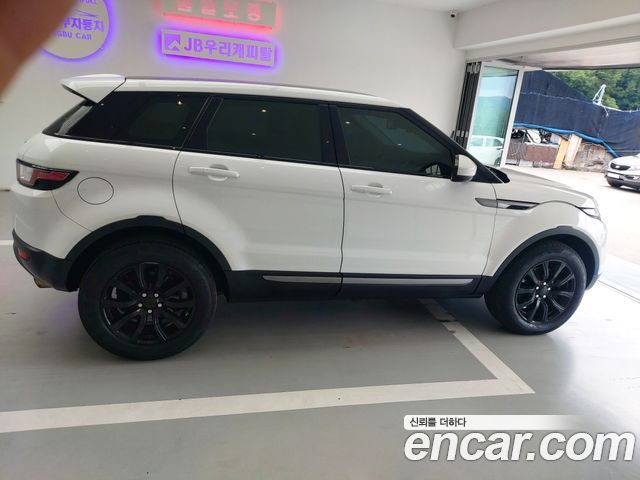 Land Rover Range Rover Evoque 2018 — photo 6