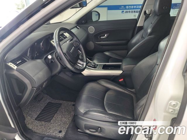 Land Rover Range Rover Evoque 2018 — photo 8