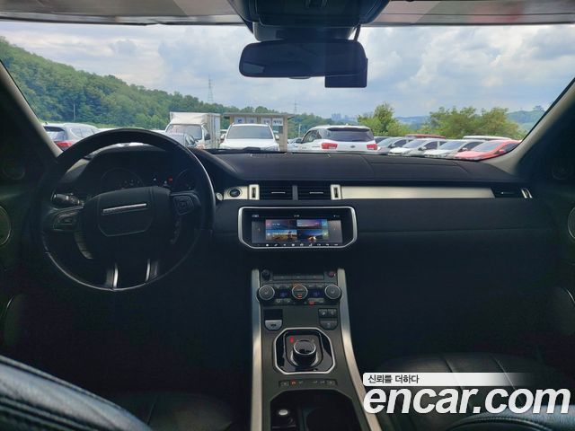 Land Rover Range Rover Evoque 2018 — photo 11