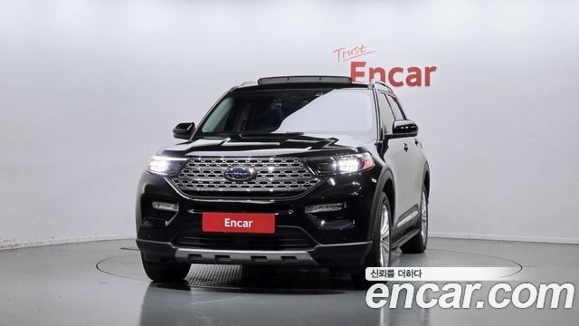 Ford Explorer 2022 — photo 3