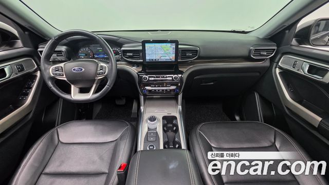 Ford Explorer 2022 — photo 7