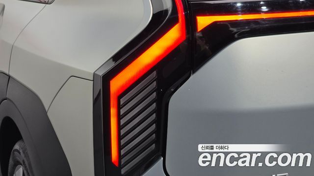 Kia EV3 2025 — photo 9