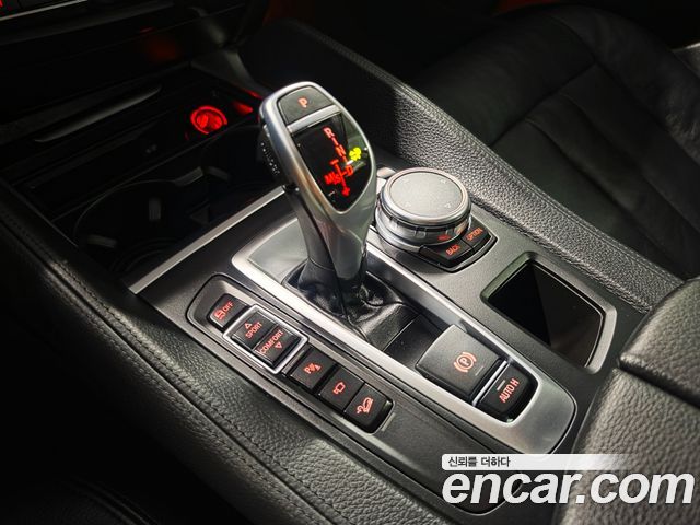 BMW X6 2016 — photo 9