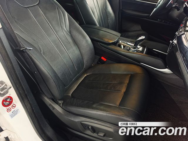 BMW X6 2016 — photo 12