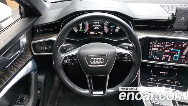Audi A6 2021 — photo 19