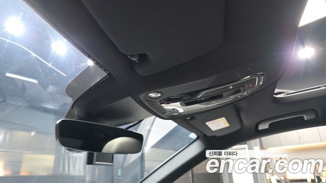 Audi A6 2021 — photo 28