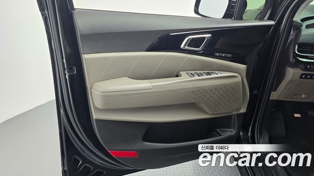 Kia Canival 2024 — photo 14