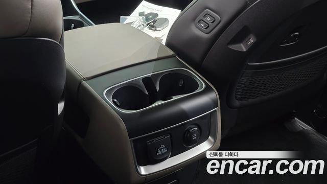 Kia Canival 2024 — photo 28