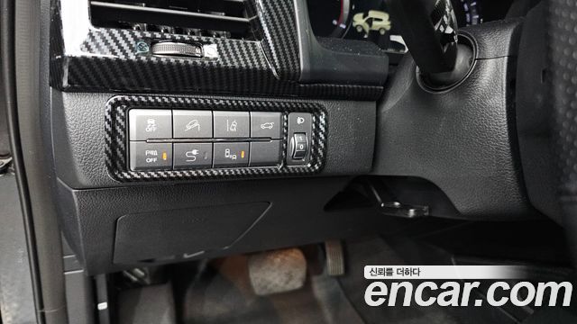 KG Mobility Rexton 2018 — photo 19