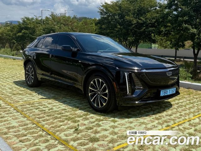 Cadillac Lyriq 2024 — photo 3