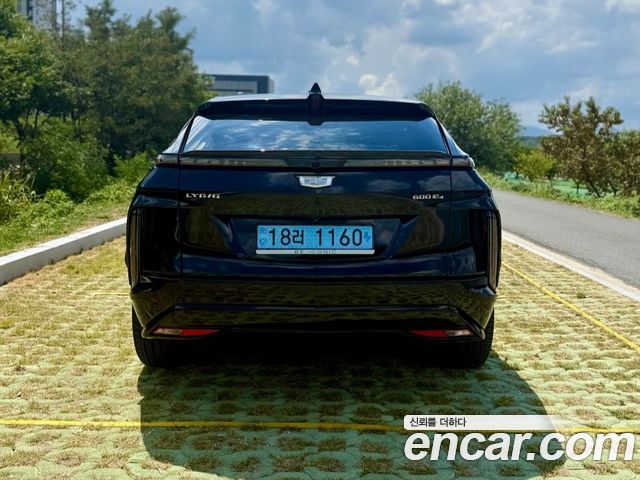 Cadillac Lyriq 2024 — photo 5