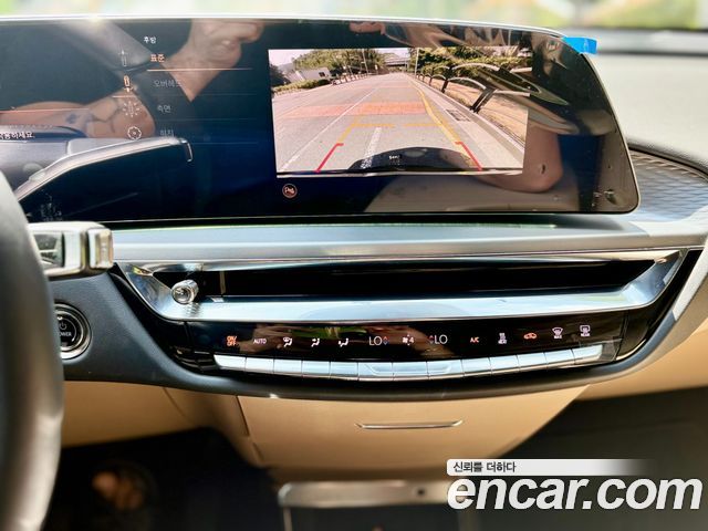 Cadillac Lyriq 2024 — photo 18