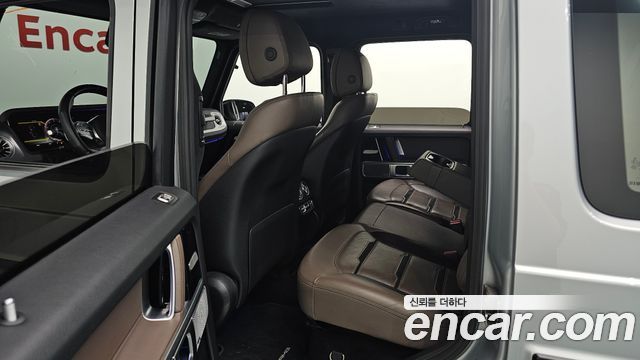Mercedes-Benz G-Class 2021 — photo 12