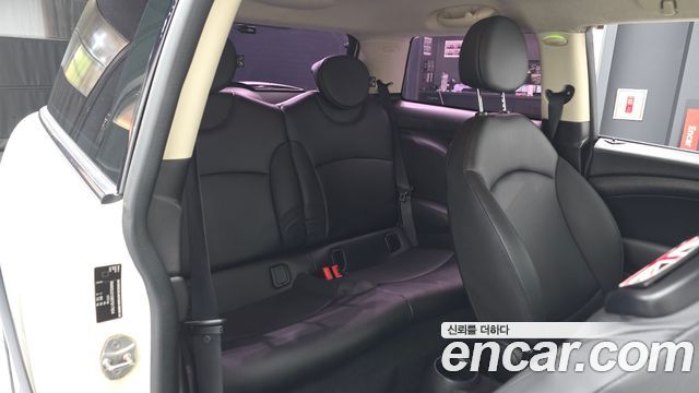 Mini Cooper 2013 — photo 12