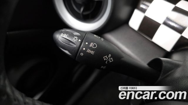 Mini Cooper 2013 — photo 17